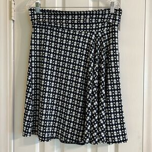 Max Studio Navy Print Stretchy A-Line Skirt